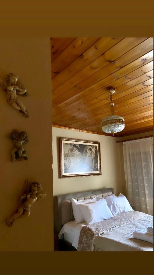Marko'S House Gjirokaster Bagian luar foto